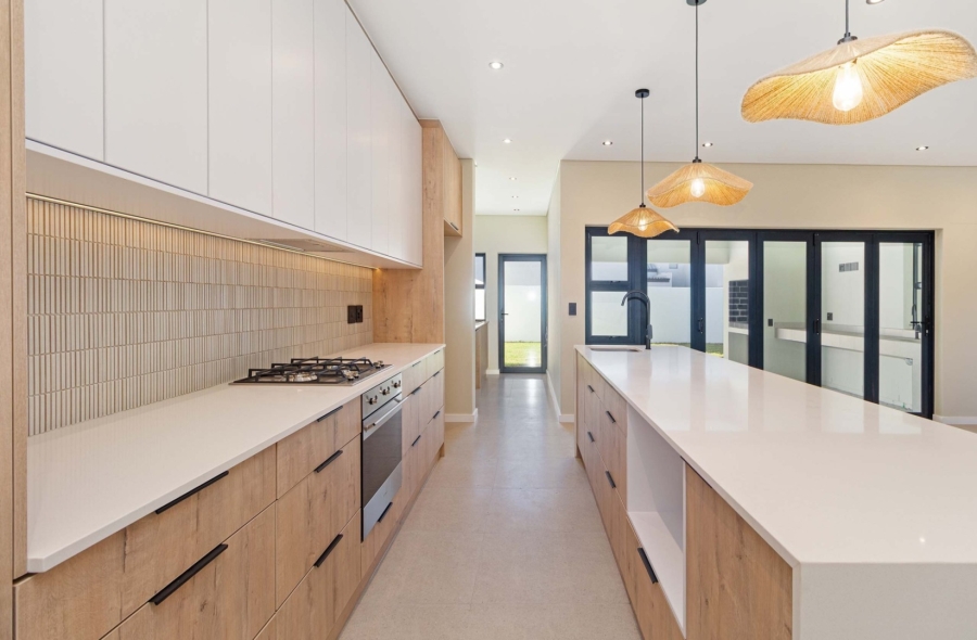 4 Bedroom Property for Sale in Sandown Western Cape